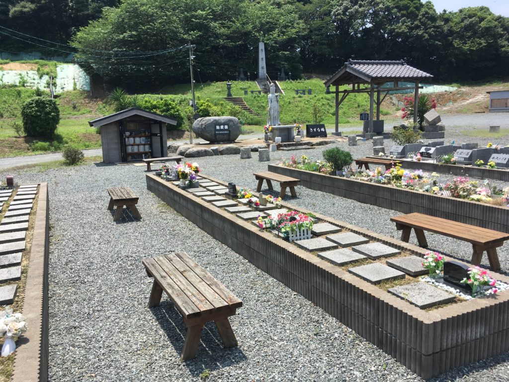 個別墓地全景